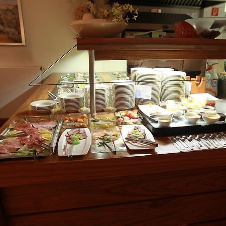 Hotel-Restaurant Entrada Bielefeld Zewnętrze zdjęcie