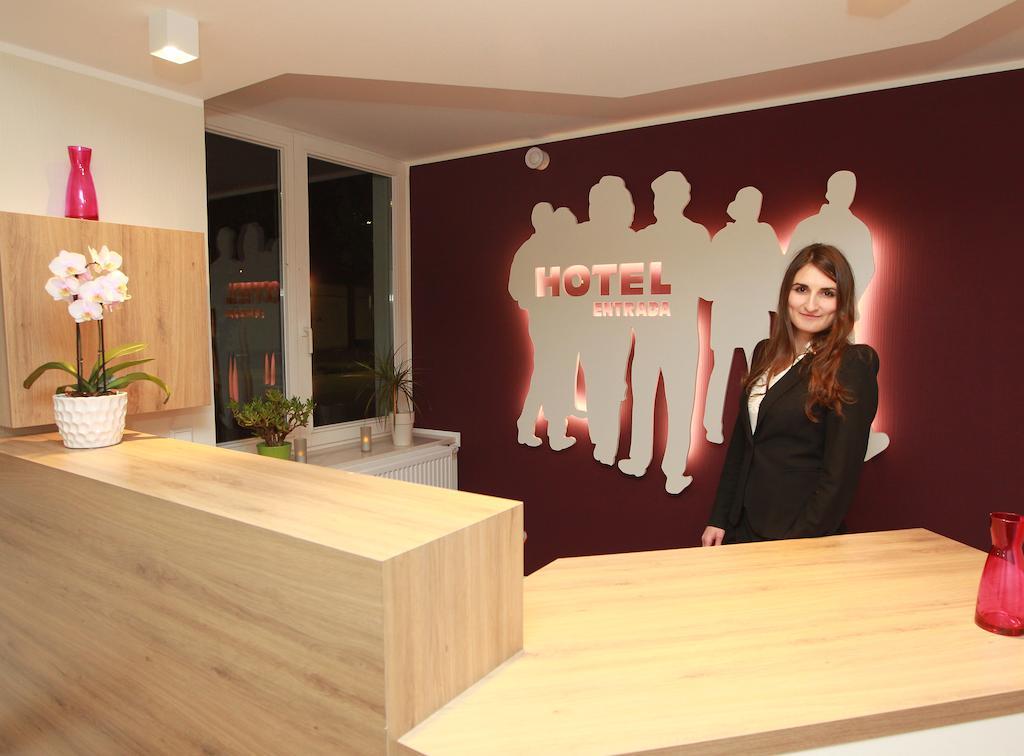 Hotel-Restaurant Entrada Bielefeld Zewnętrze zdjęcie