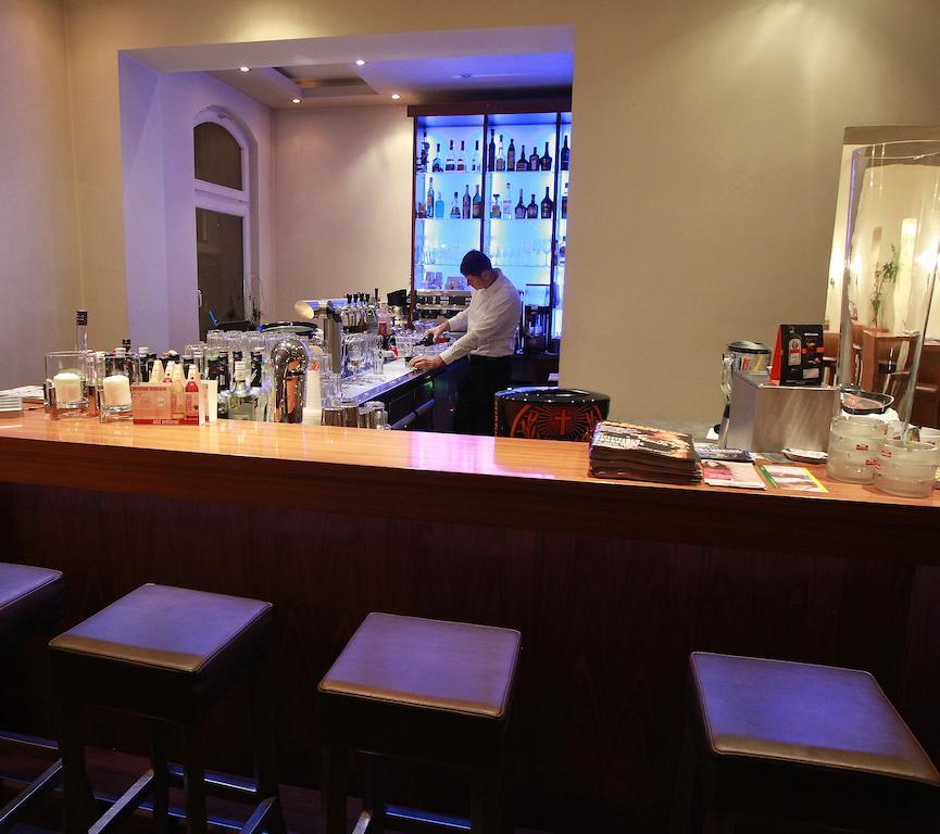 Hotel-Restaurant Entrada Bielefeld Zewnętrze zdjęcie